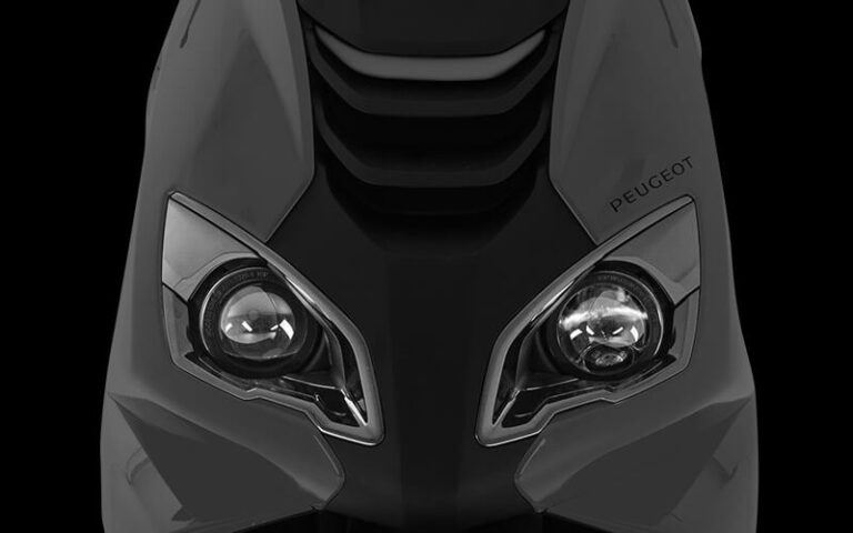 Peugeot-Speedfight-4-dizajn-50-cm3-robogo