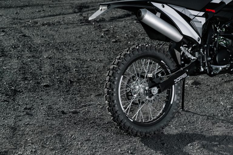 XP6 Enduro R_rear wheel