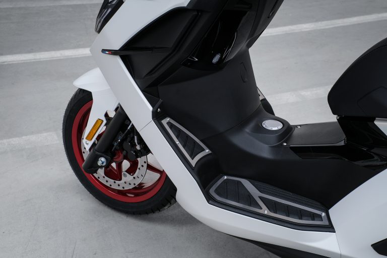 Pulsion EVO R_footboard detail
